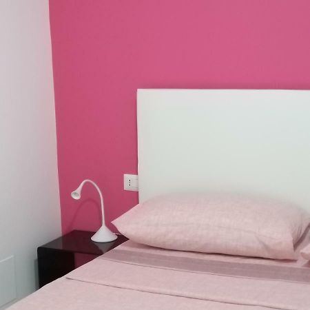 Vomerooms Neapol Exteriér fotografie
