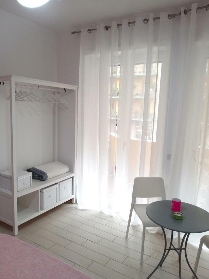 Vomerooms Neapol Exteriér fotografie
