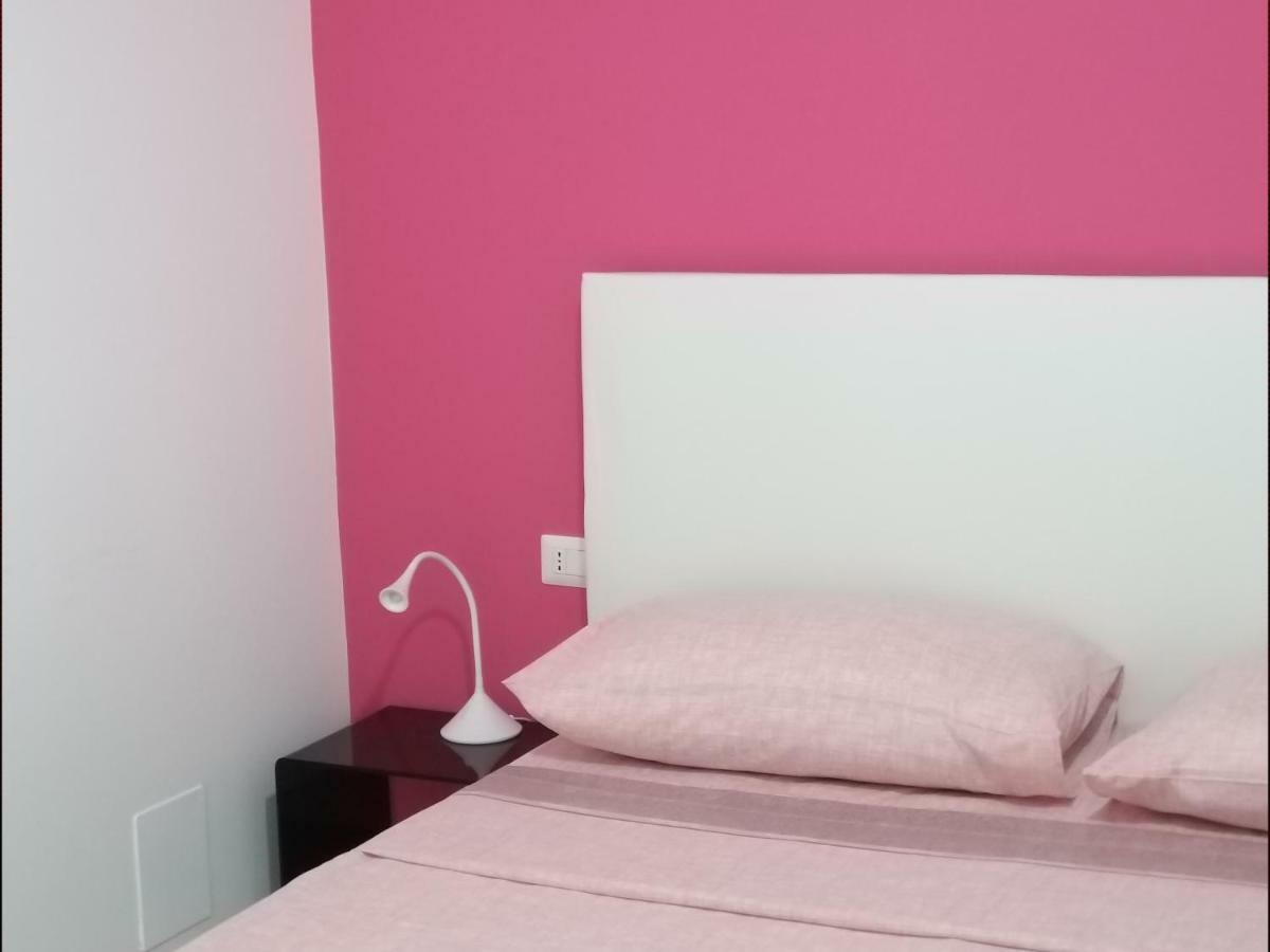 Vomerooms Neapol Exteriér fotografie