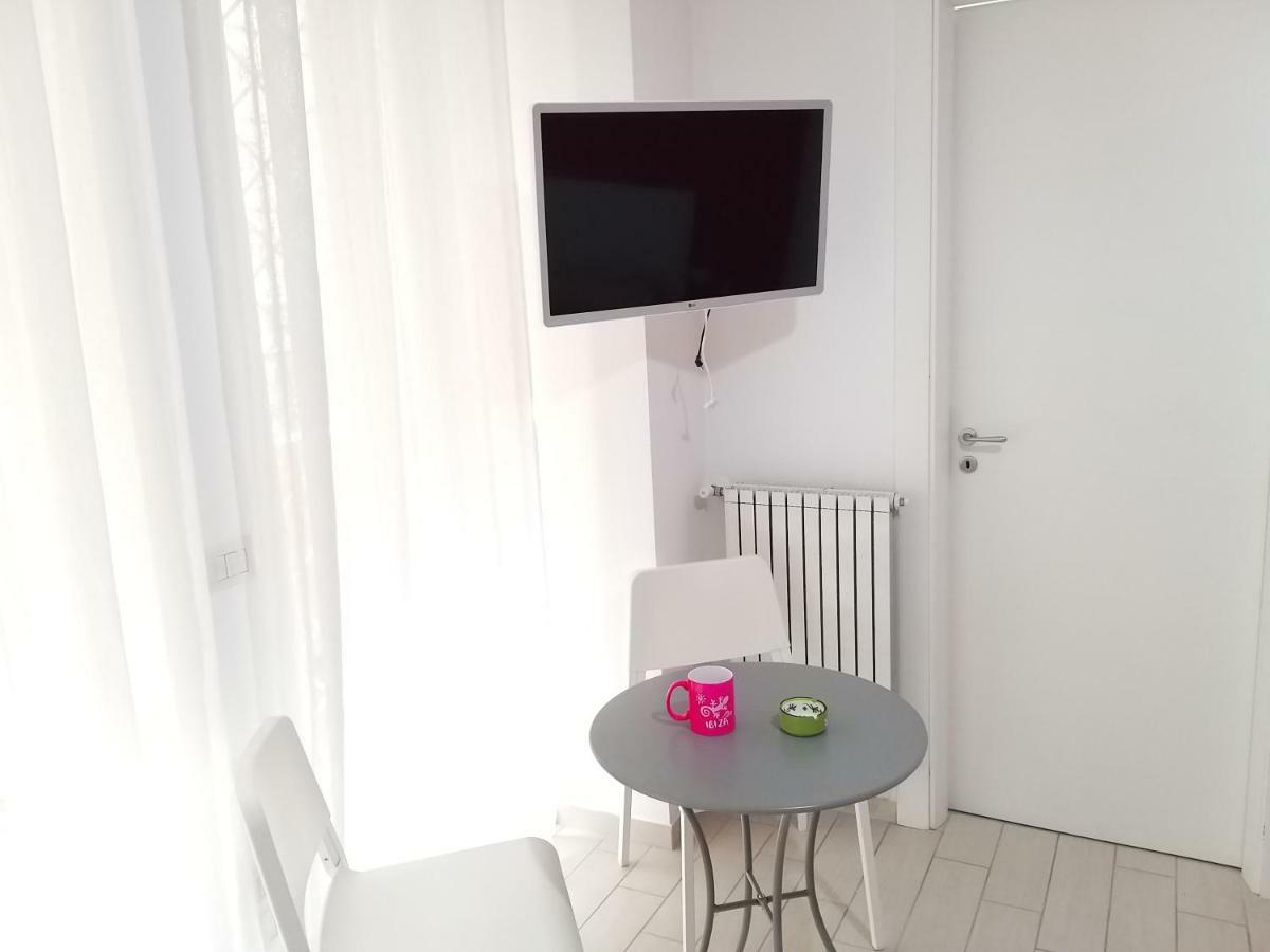 Vomerooms Neapol Exteriér fotografie